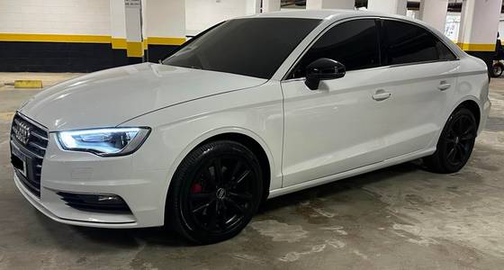 AUDI A3 1.8 TFSI SEDAN AMBITION 16V 180CV GASOLINA 4P AUTOMÁTICO